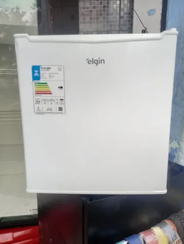 Frigobar Elgin funcionando bem
