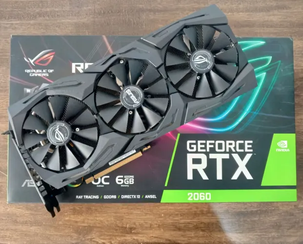 Placa de vídeo Asus Rog Strix RTX 2060 6gb triplefan