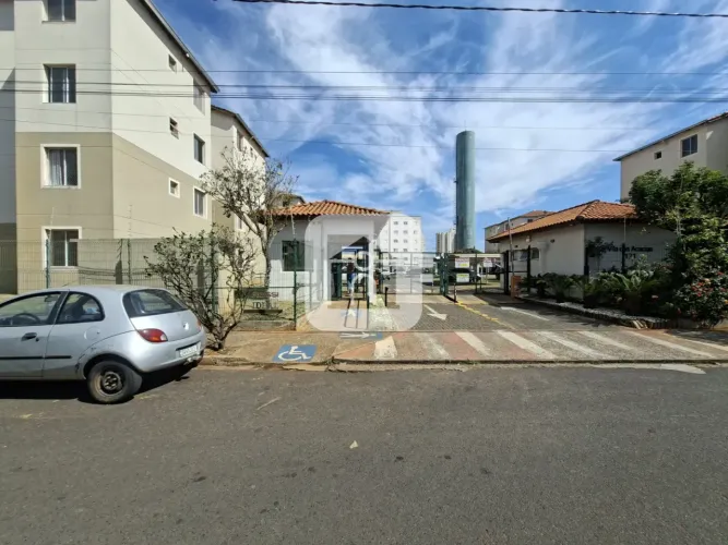 Apartamento para locação no bairro Novo Mundo