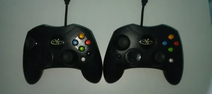 Controle Xbox clássico
