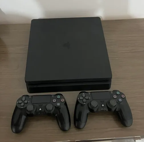 Ps4 Slim 1TB Lacrado 2 Controles Originais Completo