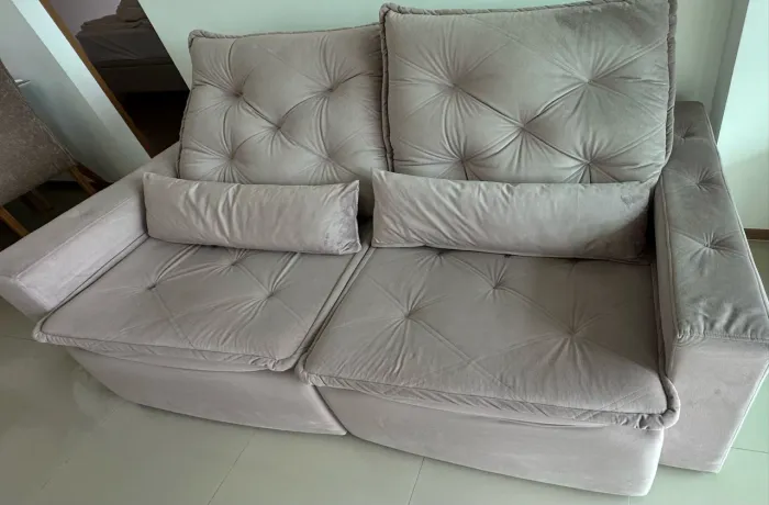 Sofá Retrátil e Reclinável Rosé 2,20m - Muito Conservado