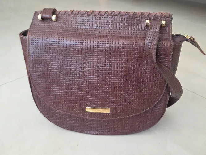 Bolsa de couro da constance