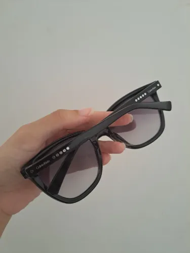 Óculos de Sol Calvin Klein