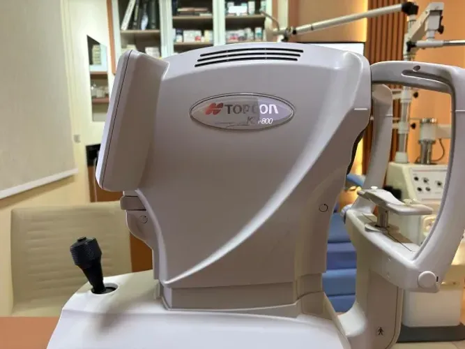 Topcon KR-800 Auto Kerato-Refratômetro - Fabricado no Japão
