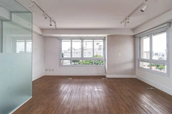 Sala comercial na Rua Cotoxó, 970 - Cj. 504 74 m²
