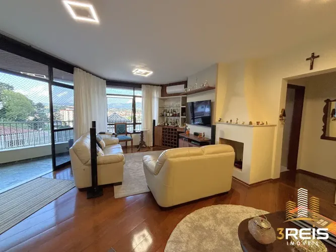 APARTAMENTO COM MÓVEIS PLANEJADOS NO ED. CORTINA DAMPEZZO EM SOCORRO/SP