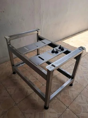 Cavalete mesa bancada Venâncio Aço Inox