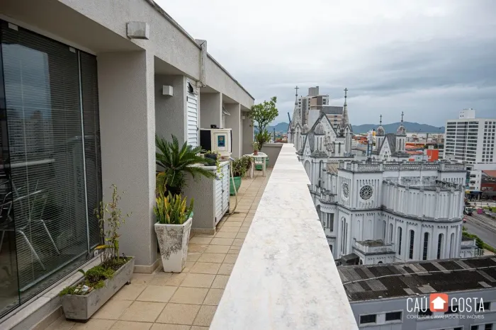 ITAJAí - Apartamento Padrão - Centro