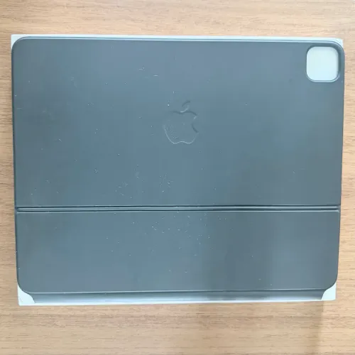 Magic Keyboard Apple preto para iPad Pro/Air 12,9?