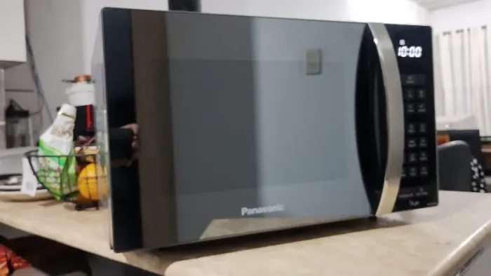 Micro-ondas Panasonic Style espelhado aço inoxidável 32L / 127v Display Fluorecente (NOVO)