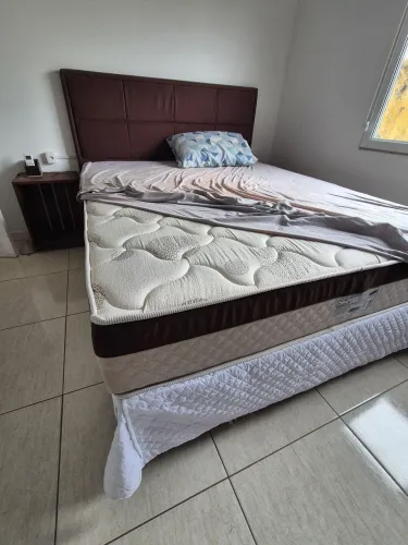 Cama box casal com Cabeceira
