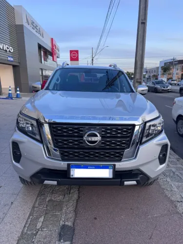 Nissan Frontier XE CD 4X4 2.3 Bi-TB Diesel Aut. 2025