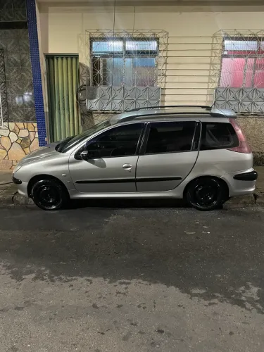 Peugeot 206 Presence 1.4/ 1.4 Flex 8V 3P 2005