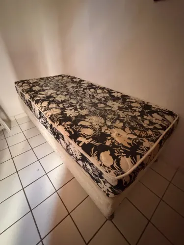 Cama box solteiro - colchão e base
