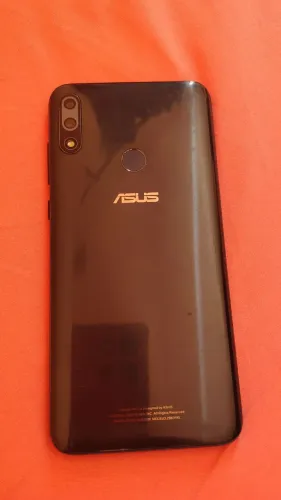 Celular asus