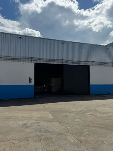 Galpão Industrial 600m² | AVCB e Habite-se | Próximo ao Aeroporto