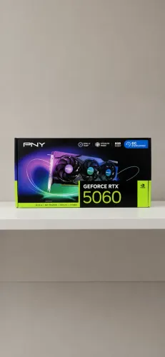 laca de Vídeo NVIDIA RTX 5060 8GB PNY TRIPLE FAN (Garantia + Entrega_