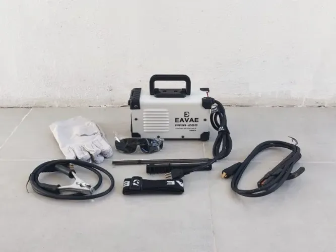Máquina Inversora MMA-260 Eavae 127V 260A com Display