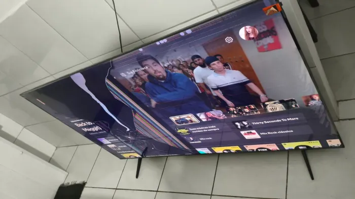 Tv TCL 75 para(Retirada de peças)