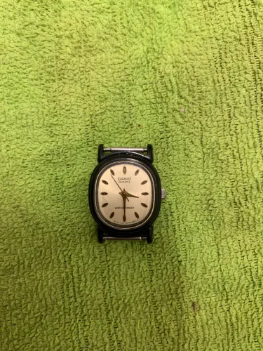 Relógio Casio LQ-121 Quartz Vintage - Para Conserto ou Peças