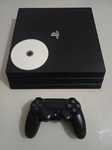 PS4 PRO Desbloqueado. 1TB