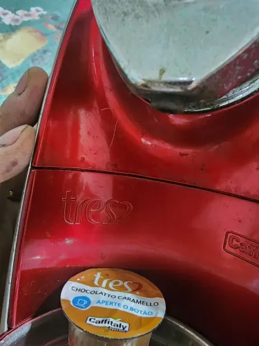 CAFETEIRA TRÊS CORAÇÕES