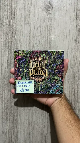 (CD + DVD) The Devil Wears Prada - Plagues (Deluxe Edition)