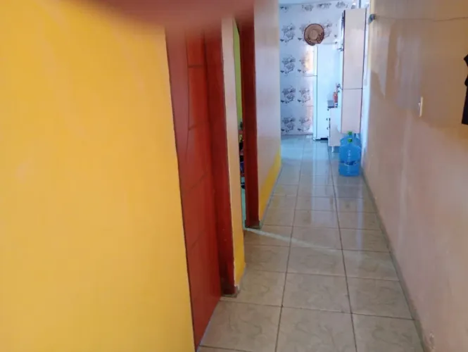 Casa Zumbi 3 - 2 quartos, 1 banheiro 