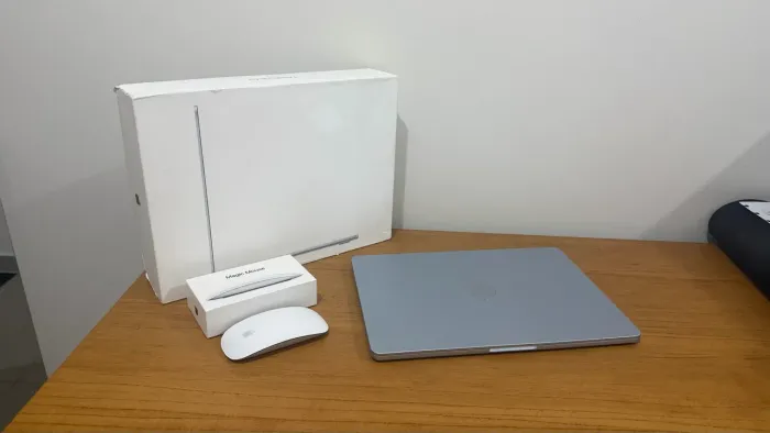 Macbook Air M4 + Apple Magic Mouse