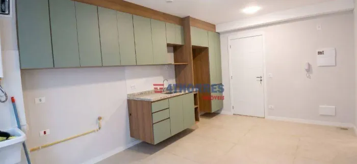 Apartamento semi mobiliado para locação no Butantã