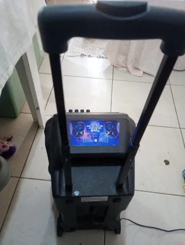 Vendo uma bicicleta e uma caixa de som 