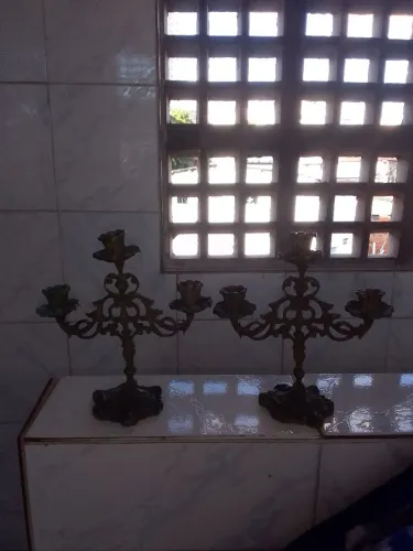 Antiquário Castiçal em bronze