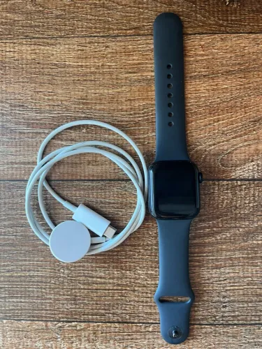 Apple Watch SE Preto + Carregador | Conservado
