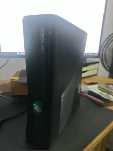 XBOX 360 SLIM