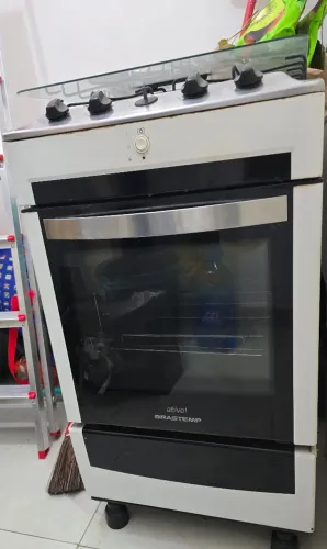 Fogão BRASTEMP ACTIVE, 4 BOCAS, forno com defeito
