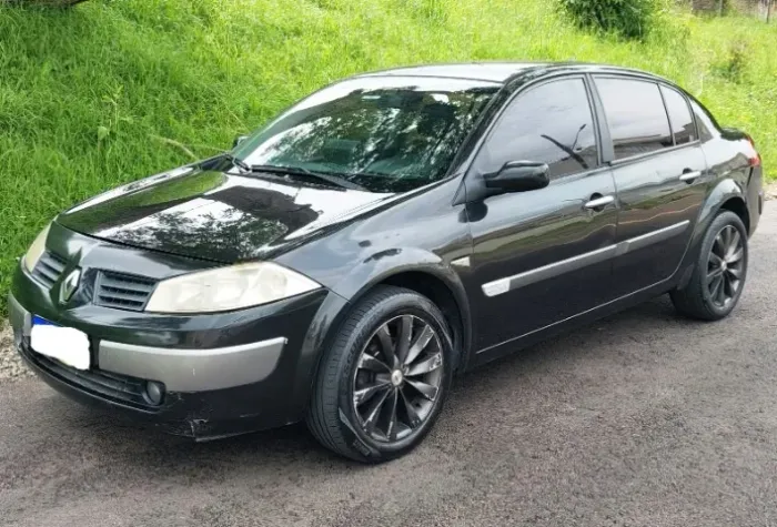 Renault Megane Sedan Dynamique 2.0 16V Mec. 2007