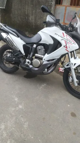 VENDO MOTO HONDA XL 700V TRANSALP