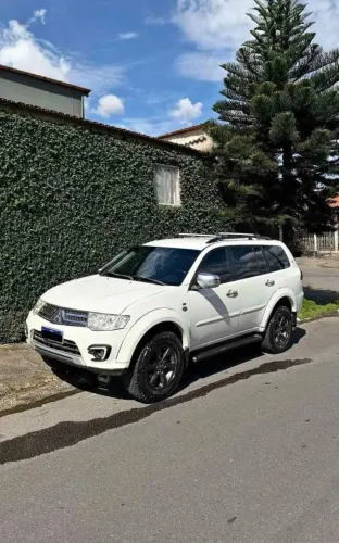 Mitsubishi Pajero Dakar 3.2 4X4 T.i. Dies. 5P Mec. 2015