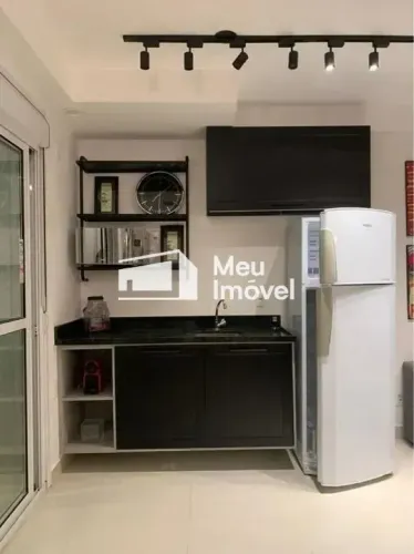 Imóvel para aluguel tem 40 metros quadrados com 1 quarto