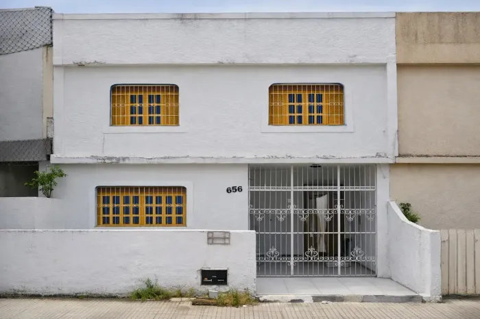 Casa ampla para locação 3/4 no coração do Tirol!