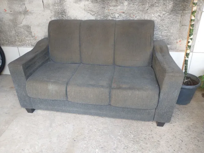 Sofá 3 lugares 