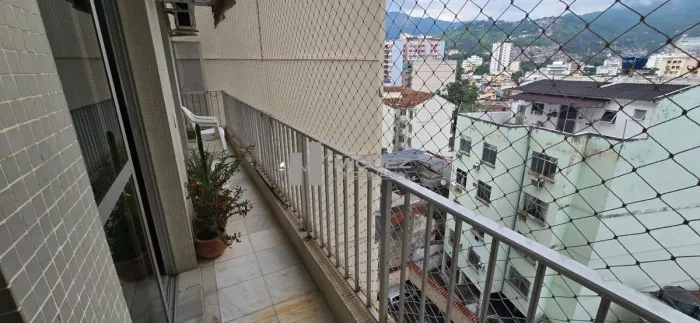 Apartamento à venda Rua Uruguai (Tijuca) - Varanda, 3 quartos sendo 1 suíte com closet, 1