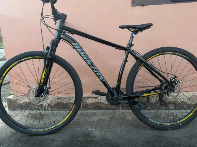 Bicicleta Houston Aro 29 2024 | 7 Marchas | Muito Conservada