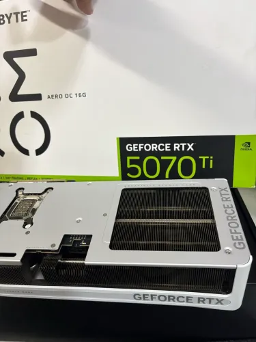 RTX 5070 TI AERO FULL