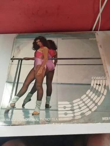 LP Baila comigo