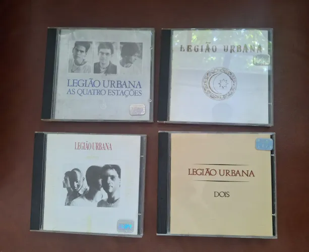 Cds do LEGIÃO URBANA