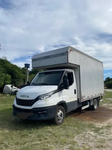 Iveco Daily 55-170 2022 3.0 Diesel,  Baú, baixa km, único dono, pronta para trabalhar