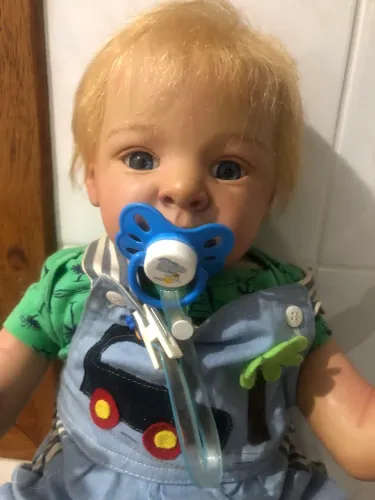 Bebe reborn menino 