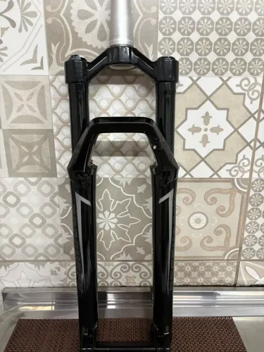 Proshock Viber Ariet - Boost - 100mm - Preta